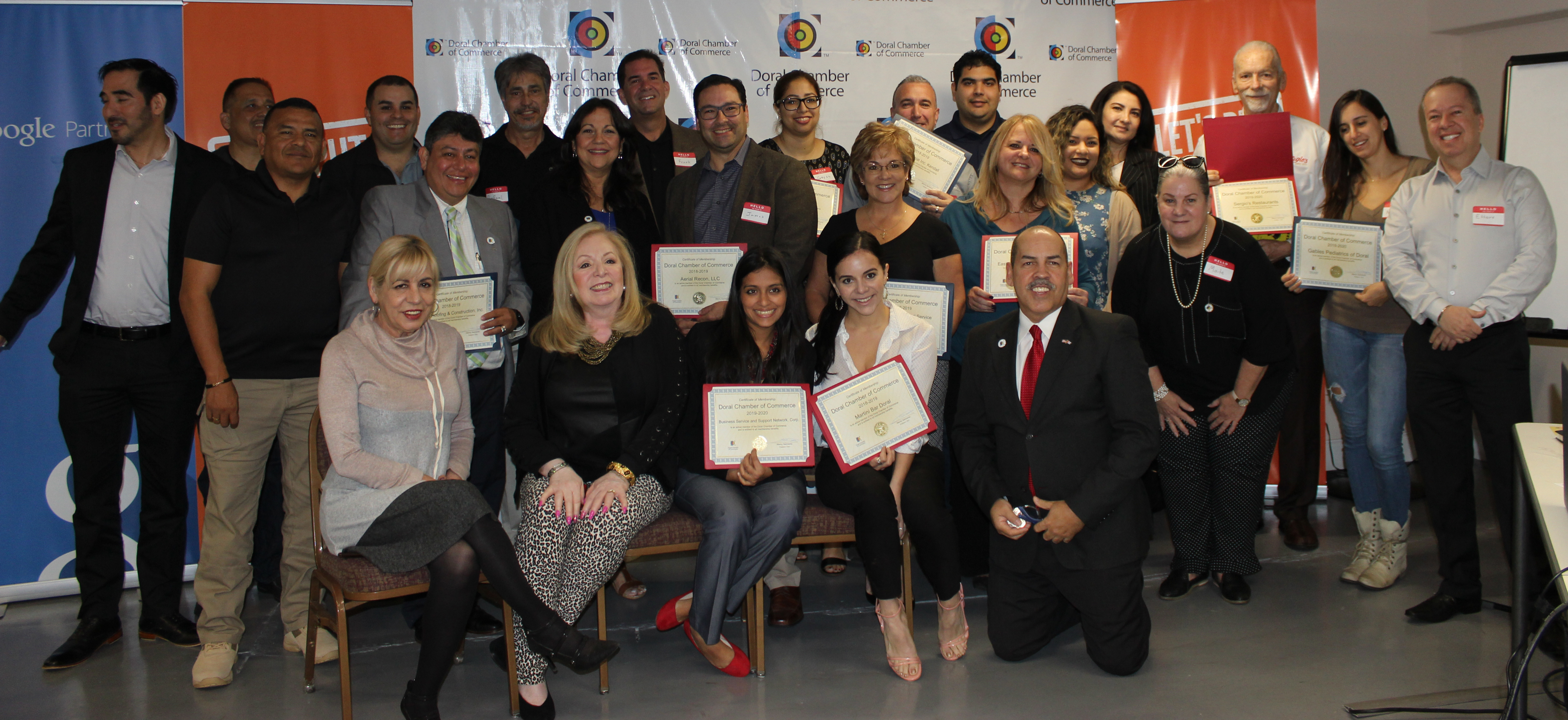 Doral Chamber of Commerce introduces Circle of Success event, group photo with all awarded for being new members.